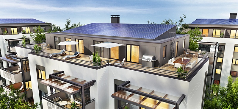 Installation photovoltaïque en toiture sur un immeuble d'habitation