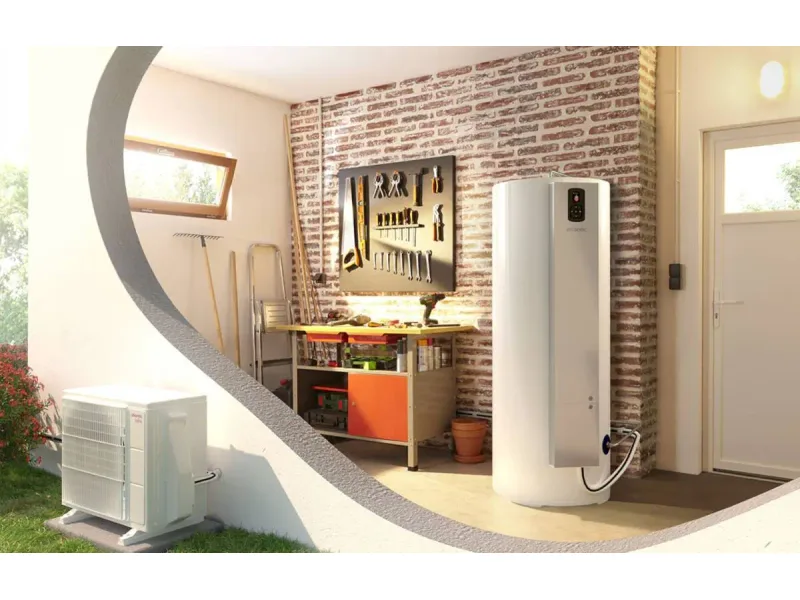 Chauffe-eau thermodynamique split installé au garage — France
