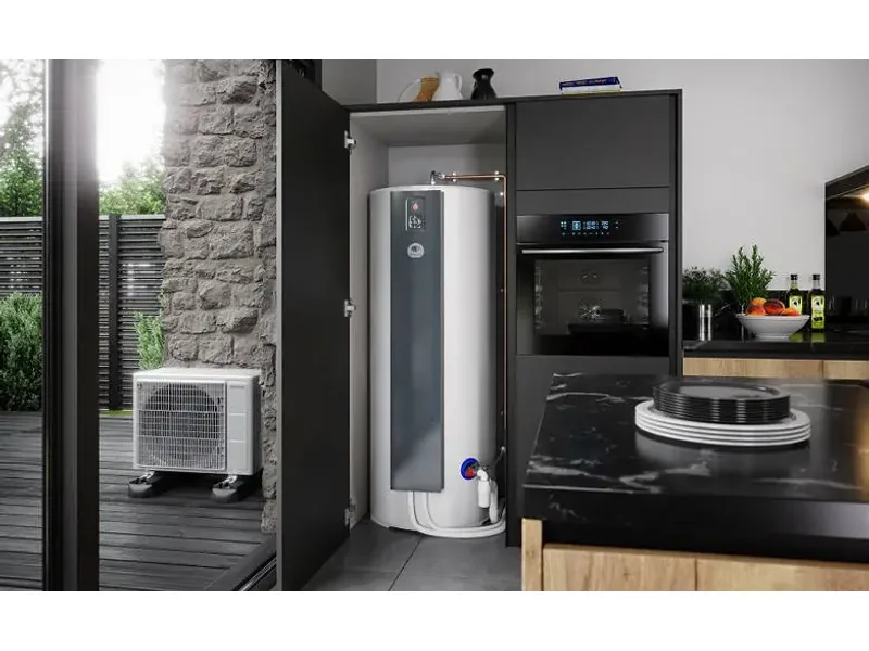 Chauffe-eau thermodynamique split près de la cuisine — France