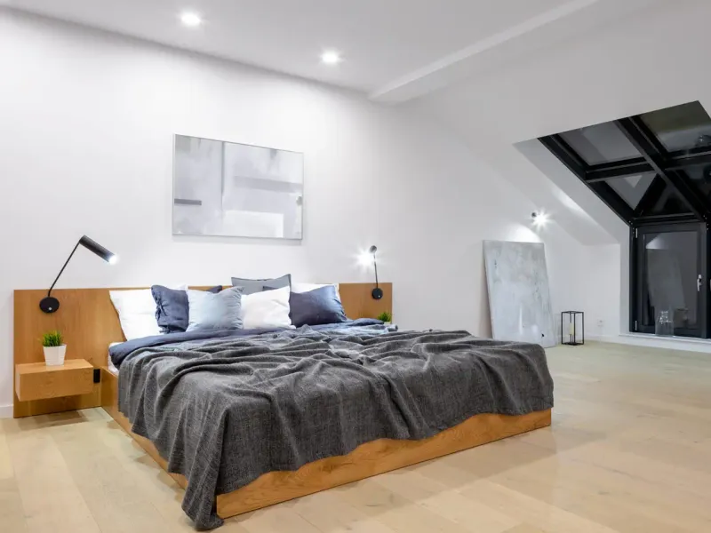 Chambre sous combles au confort thermique — France